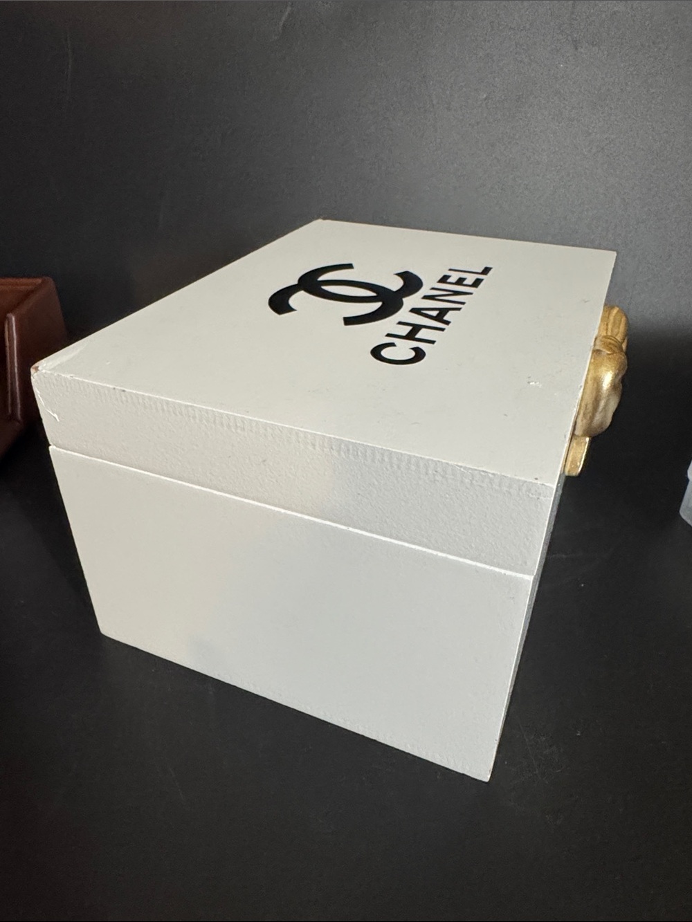 Luxury White Box with Gold Bow Accent - Picture 6 of 7